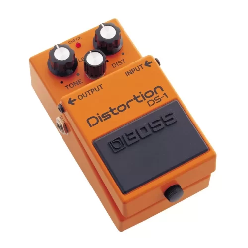 Boss DS-1 Distortion купить в Москве и РФ недорого